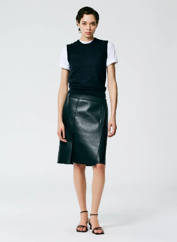 Bonded Leather Slash Skirt