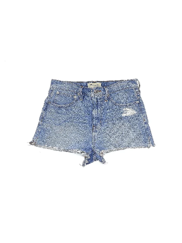 Mid-Rise Denim Shorts in Medium Wash