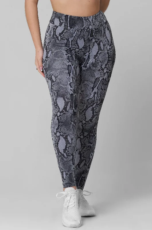 Grounded High Waist Scrunch Legging